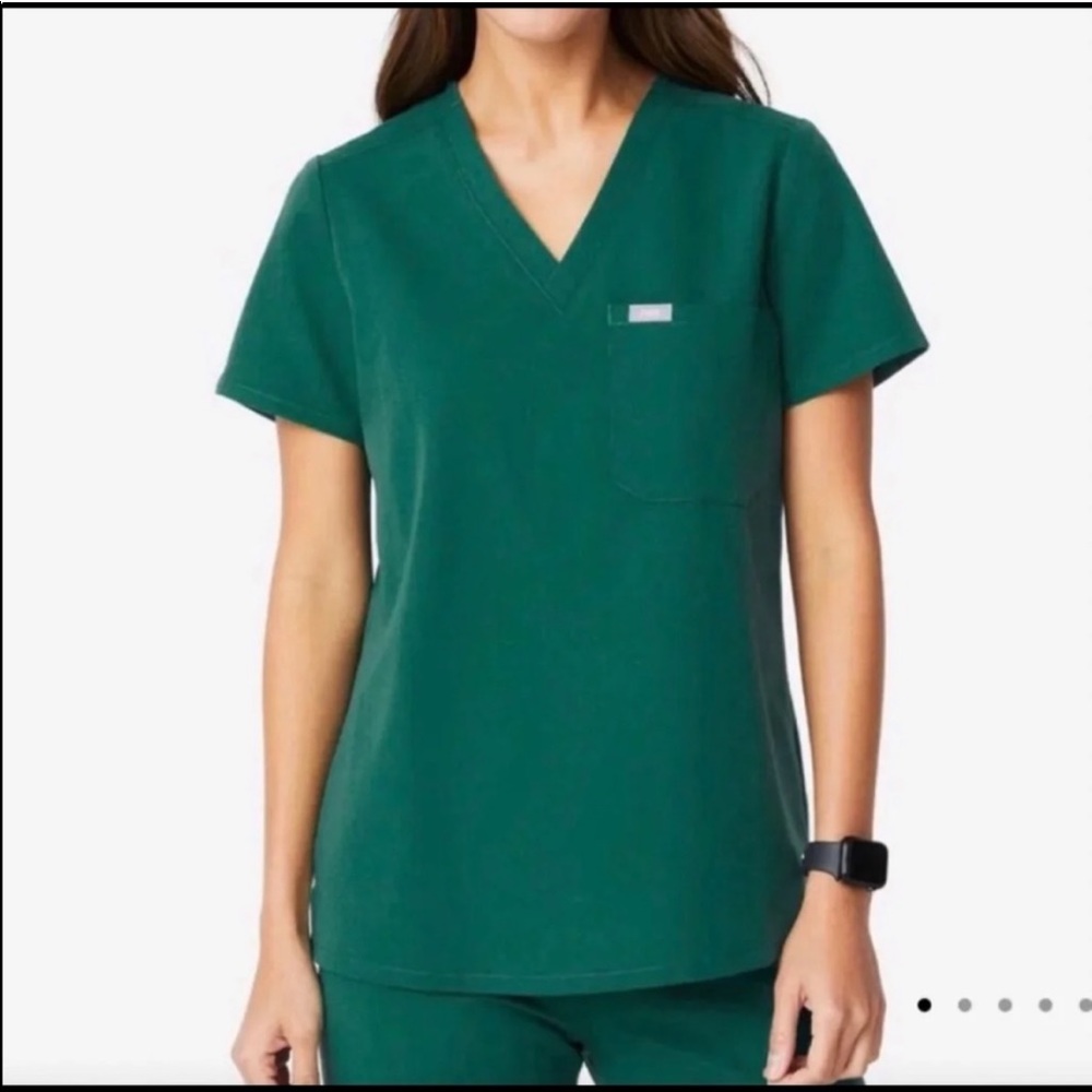 FIGS | Hunter Green Catarina Scrub Top
